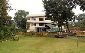 Hotel Ark Pachmarhi